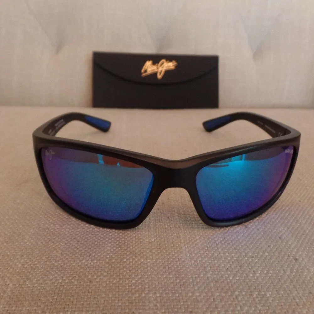 Maui Jim Kanaio Coast with Matte Black Frame and MJ Blue Hawaii Lens